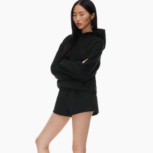 TNA Cozy AF - Boyfriend Sweatshort - Black - XS - NEW